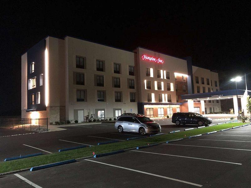 Hampton Inn By Hilton Wabash Exterior photo