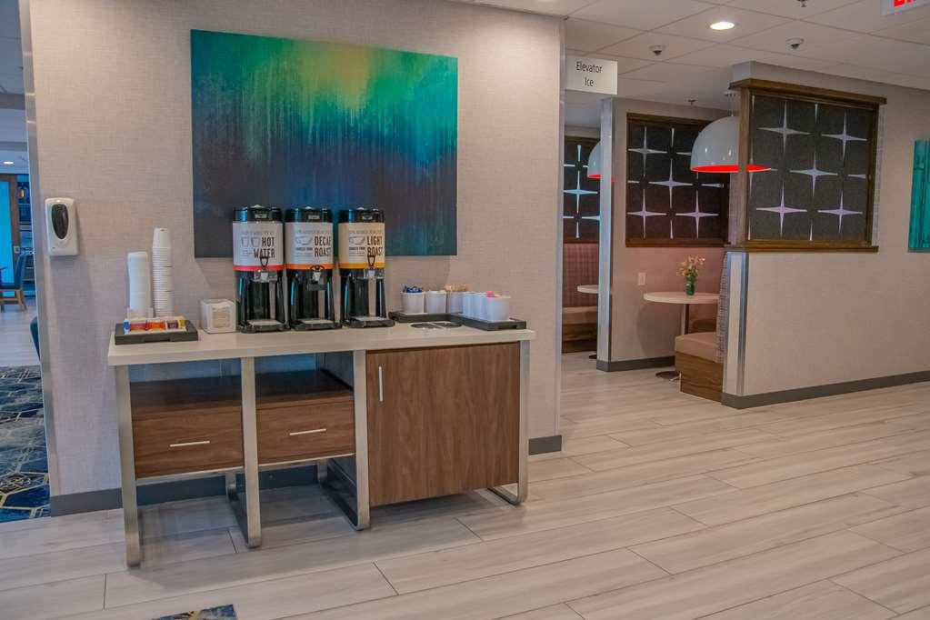 Hampton Inn By Hilton Wabash Restaurant photo